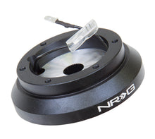 Load image into Gallery viewer, NRG Short Hub Adapter Mitsubishi / Subaru
