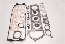 Load image into Gallery viewer, Cometic Street Pro Nissan 1991-94 KA24DE 2.4L 240SX 90mm Bore Top End Kit
